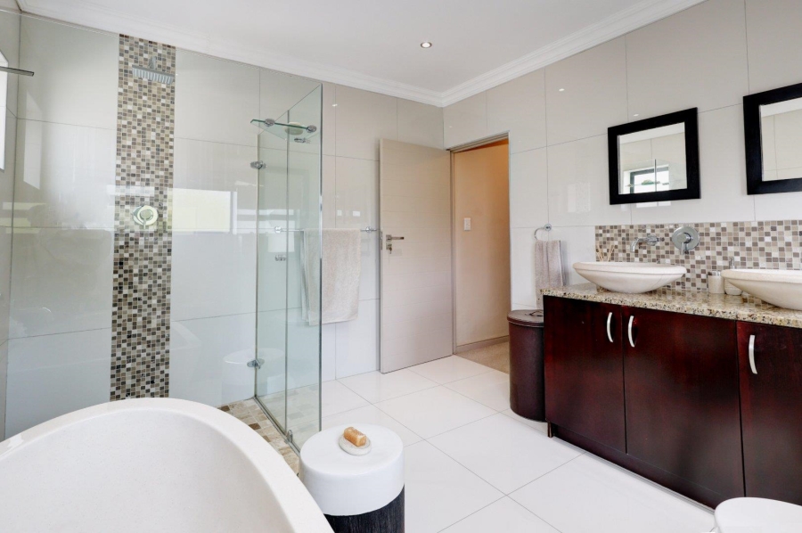 3 Bedroom Property for Sale in Plattekloof Western Cape